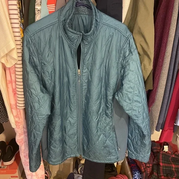 LL Bean Women’s Quilted Jacket - Picture 2 of 5
